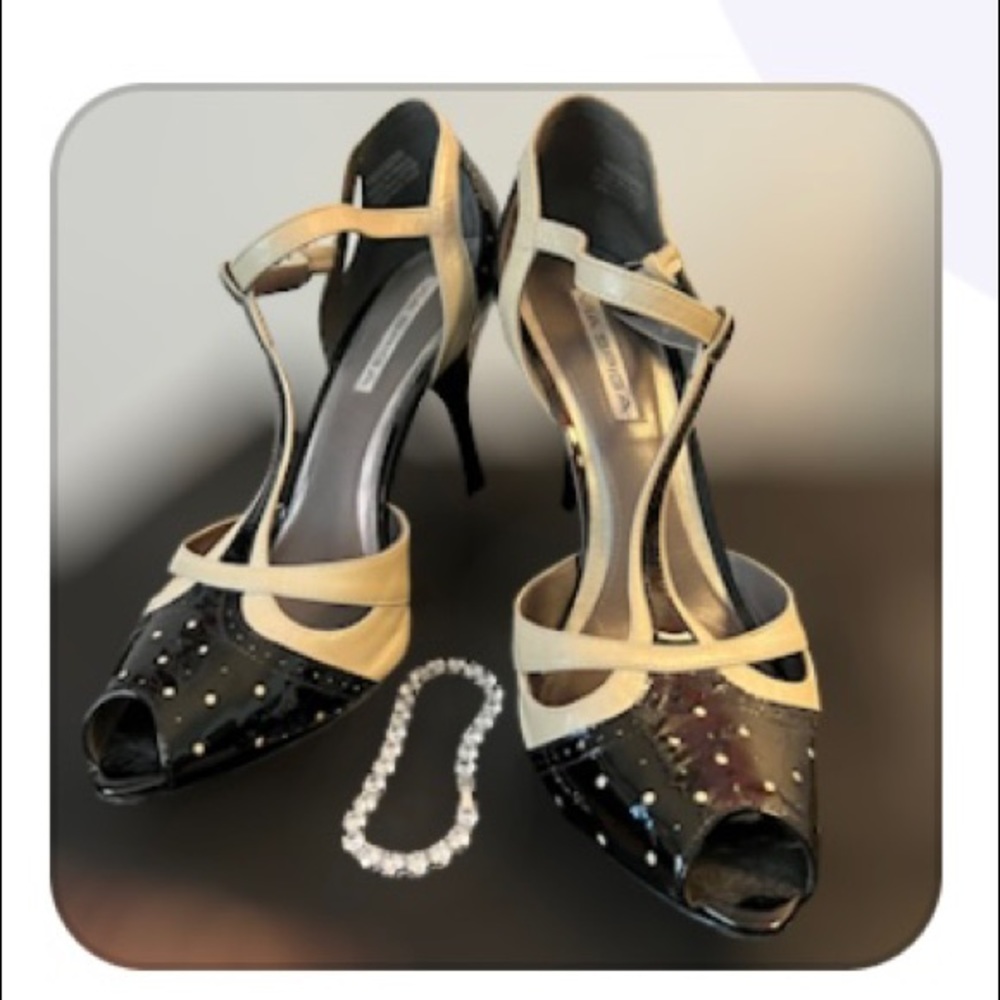 VIA SPIGA - open toe cream/black